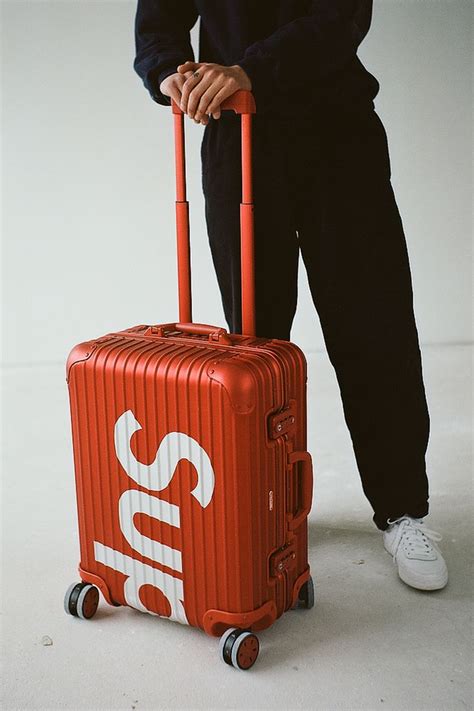 supreme rimowa china